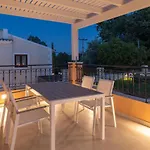 Onore Luxury Suites