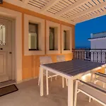 Onore Luxury Suites